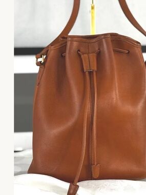 Coach leather drawstring bag (vintage)